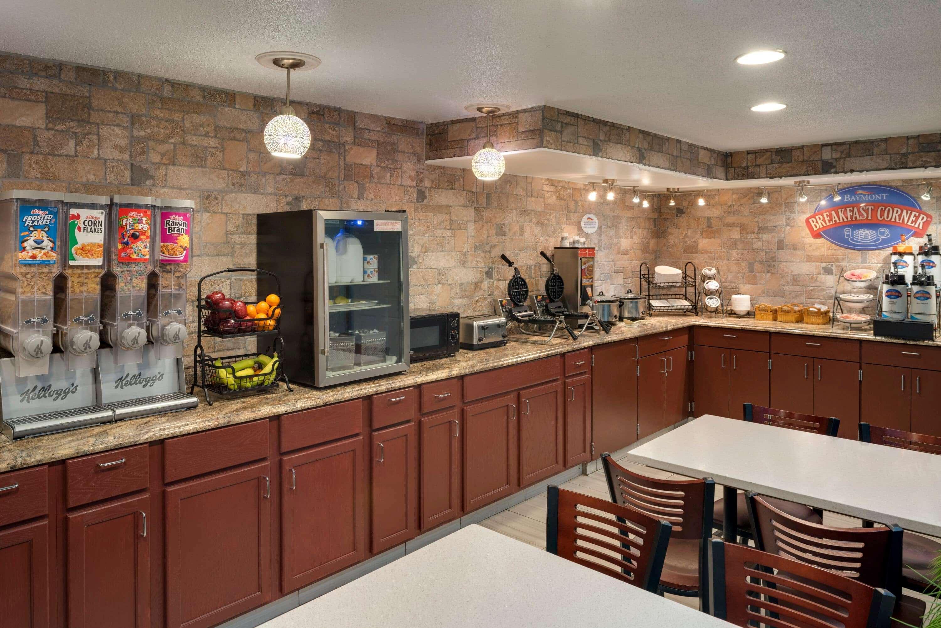 Baymont By Wyndham Muncie Near Ball State University Eksteriør billede
